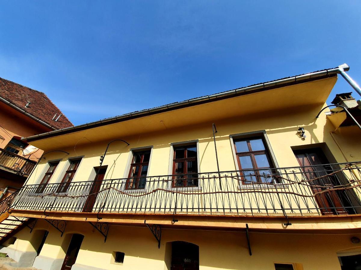 Maximus Apartments Sighişoara Exterior foto