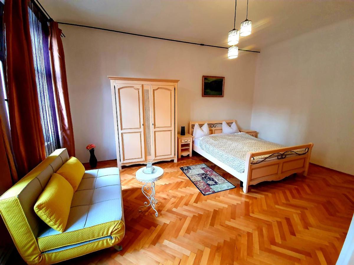 Maximus Apartments Sighişoara Exterior foto